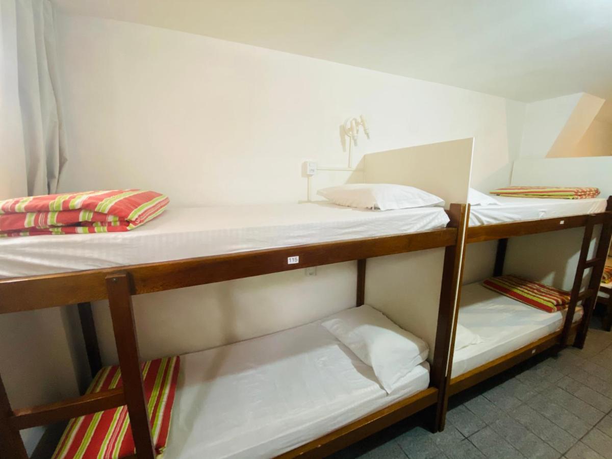 Quatro Ilhas Beach Hostel Бомбиньяс Экстерьер фото